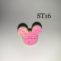 ST16- Concha Mickey #1 (straw topper)