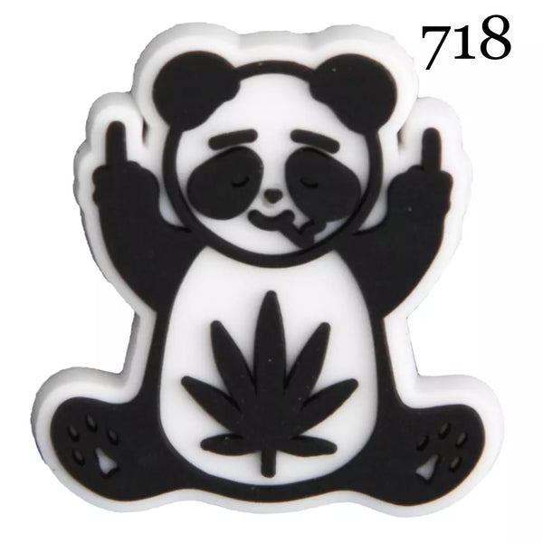 718-Panda Leaf