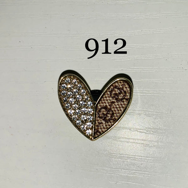 912-Bling brown heart