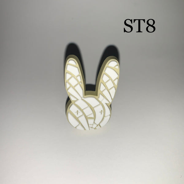 ST9- Bad Bunny #3 (straw topper)