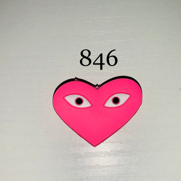 846-Heart w/eyes