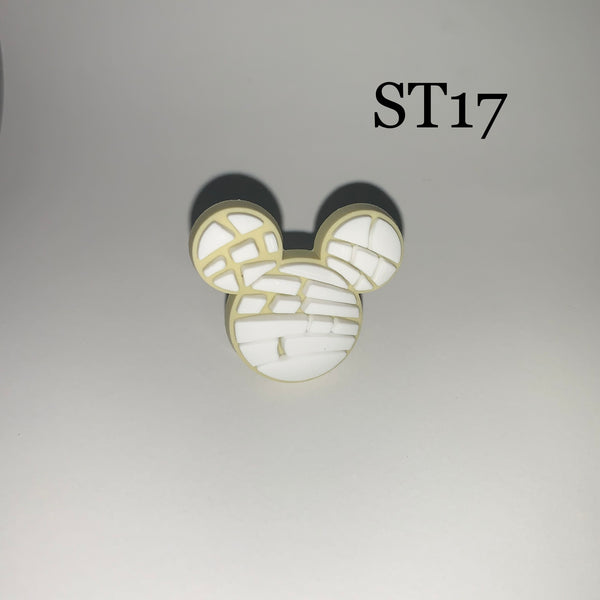 ST17- Concha Mickey #2 (straw topper)